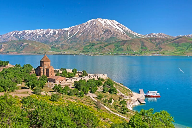Insel Akdamar im Vansee - Türkei - ©Koraysa - stock.adobe.com