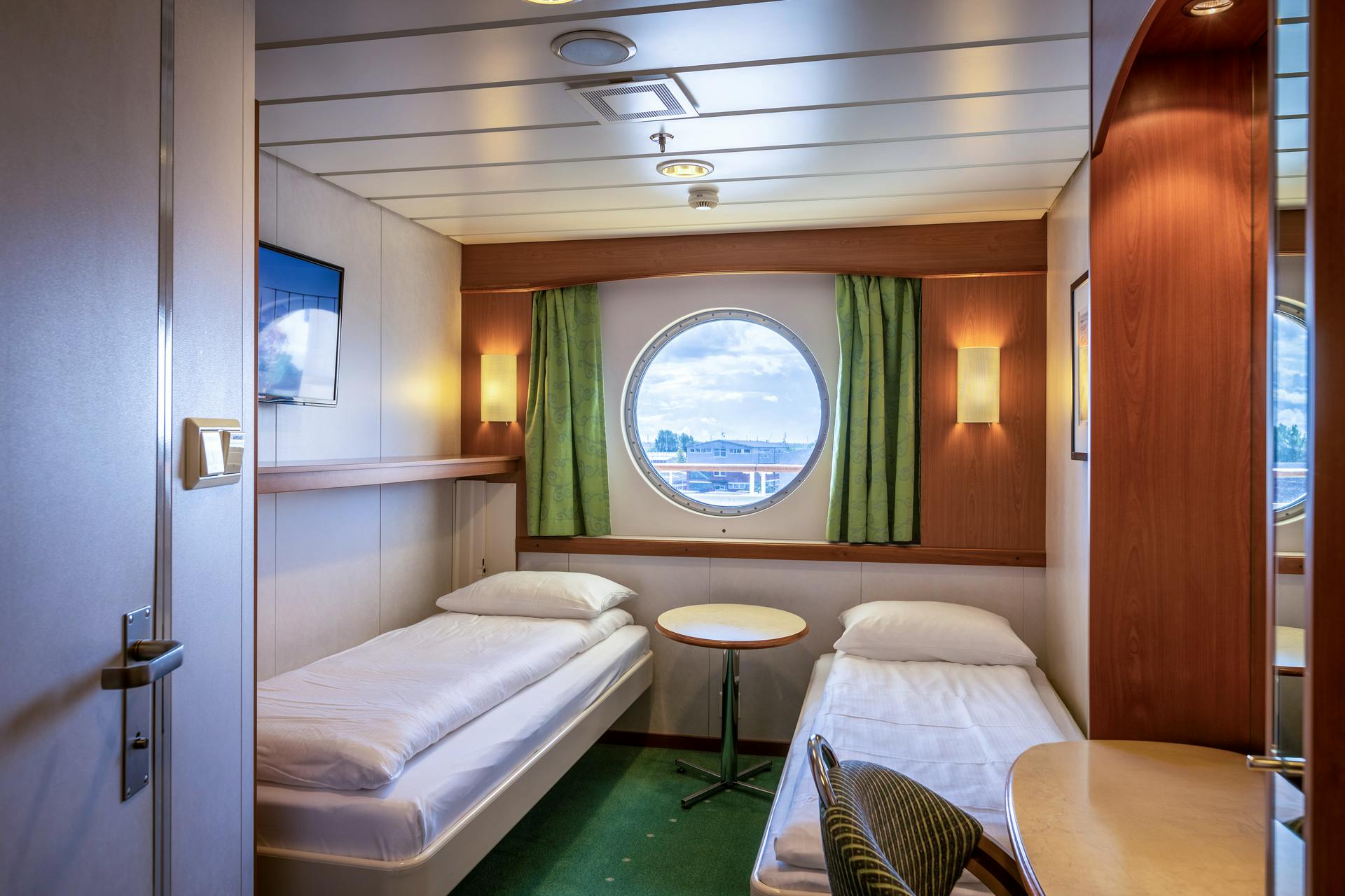 MS Midnatsol - Beispielkabine Polar Aussen&nbsp;&ndash;&nbsp;&copy;&nbsp;Hurtigruten / Oscar Farrera