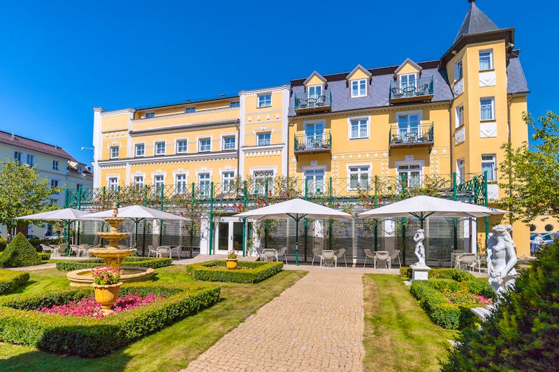 Franzensbad - Kurhotel Bajkal - Hotelgarten – ©foto PM