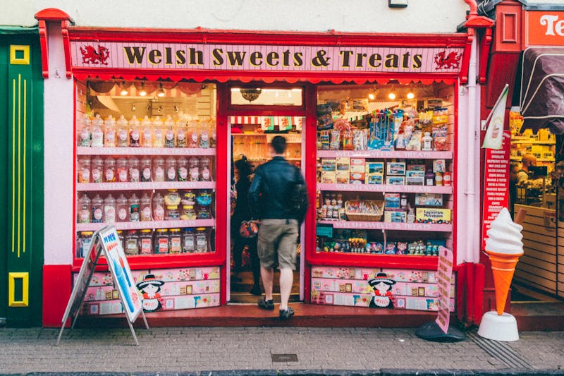 Walisisches Spezialitätengeschäft in Tenby - ©Crown copyright (2017) Visit Wales