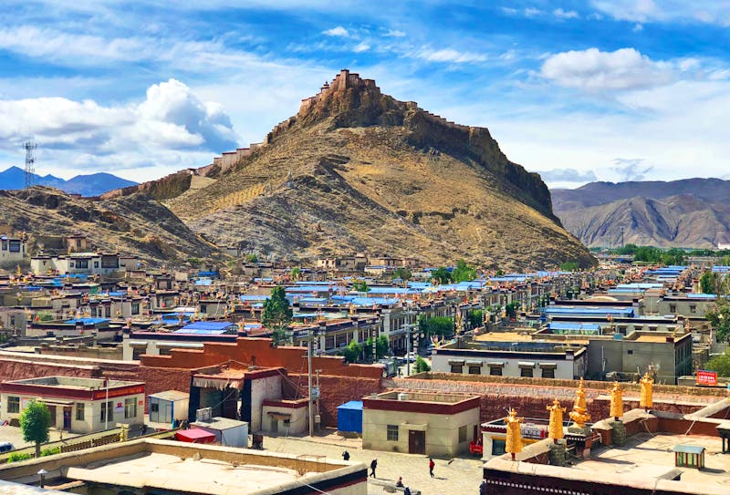 Gyantse in Tibet - Altstadt und Burg - ©Ralf Mehnert - Eberhardt TRAVEL