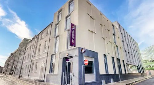 Premier Inn Cork City Centre Hotel - Außenansicht – © Gallery