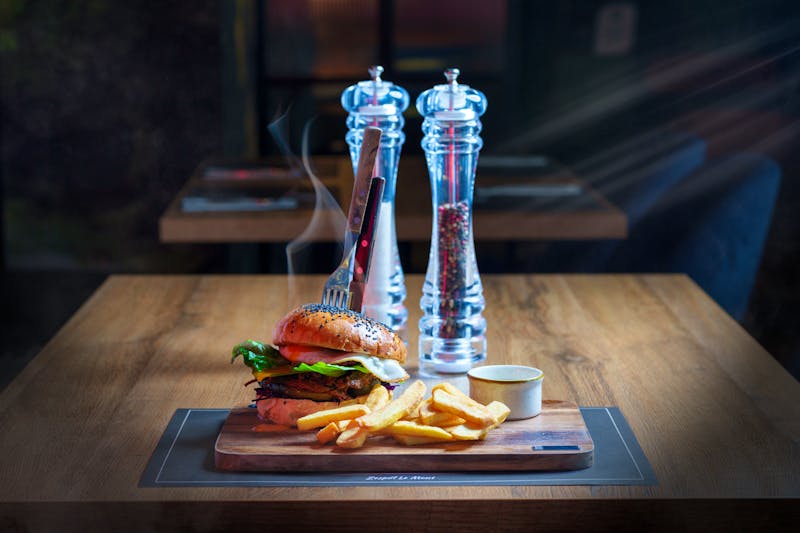 Burger im Le Mont Medical & SPA – ©Le Mont Medical & SPA