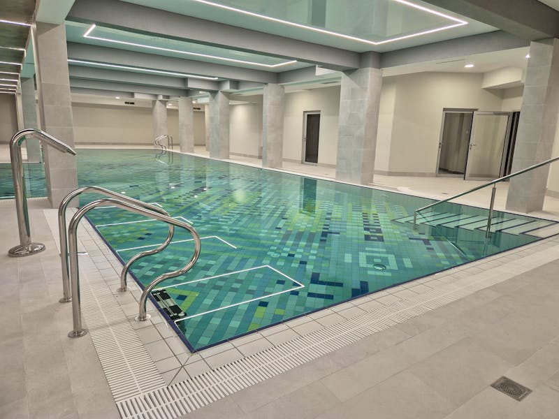 Schwimmbad im Platino Mare – ©IdeaSpa