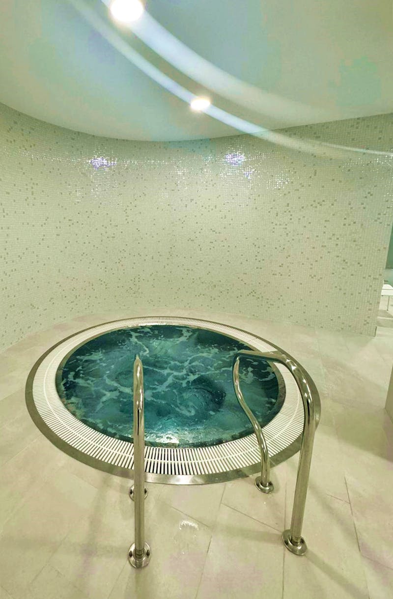 Whirlpool im Hotel Platino Mare – ©IdeaSpa