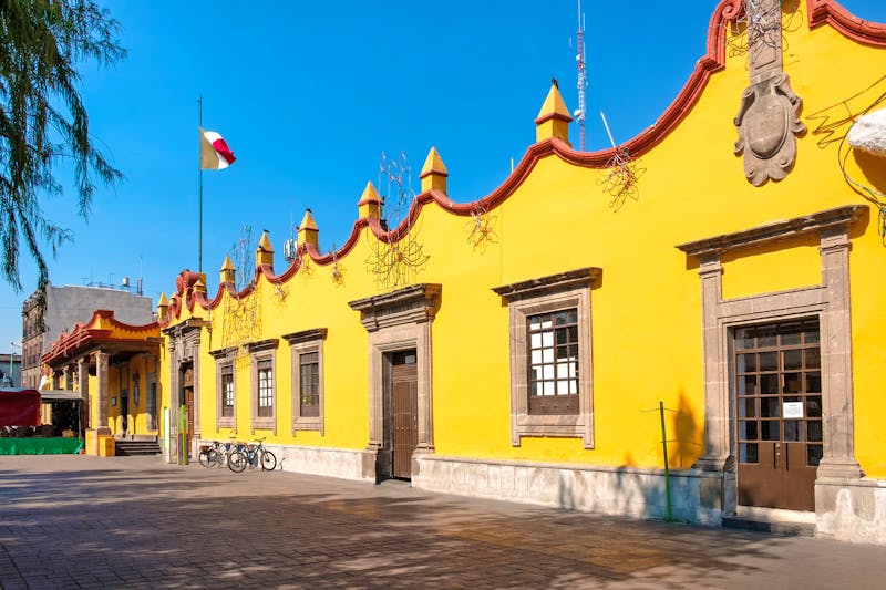 Historische Gemeindehalle im Stadtteil Coyoacan - Mexiko-Stadt  - ©kmiragaya - stock.adobe.com