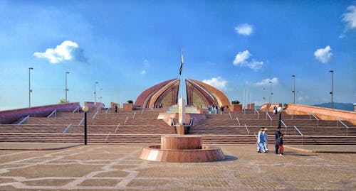 Das Pakistan Monument in Islamabad, Pakistan &ndash; &copy; NazakatAli - stock.adobe.com