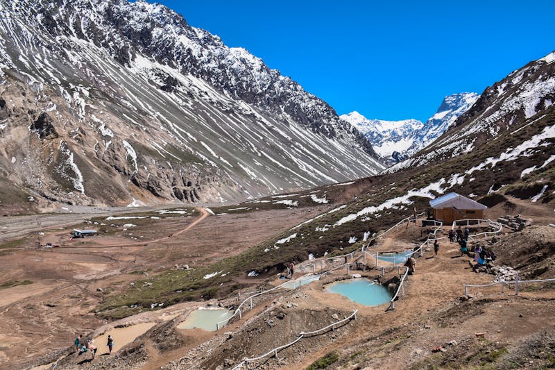Termas de Colina Thermalbecken in Cajón del Maipo, Chile - ©kowalskichal - stock.adobe.com