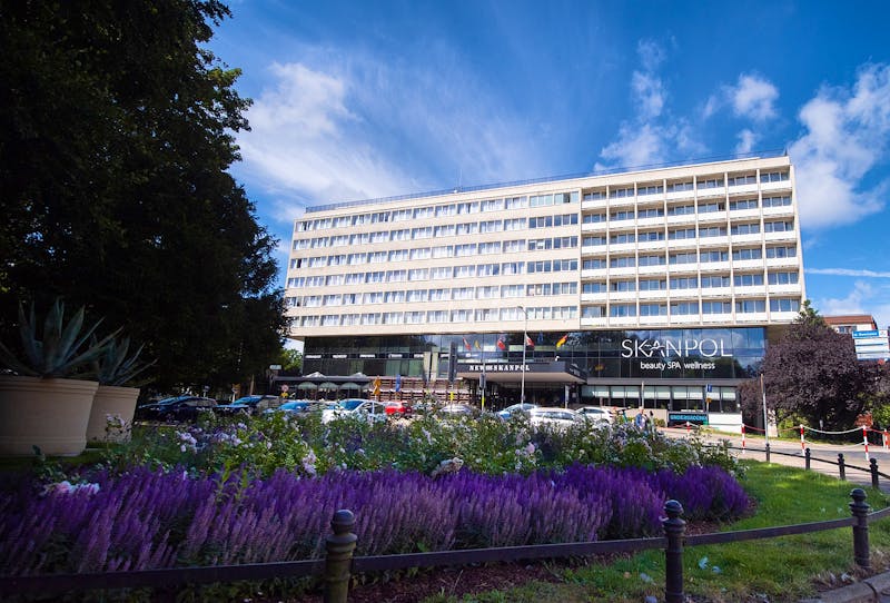 Außenansicht Hotel New Skanpol – ©IdeaSpa