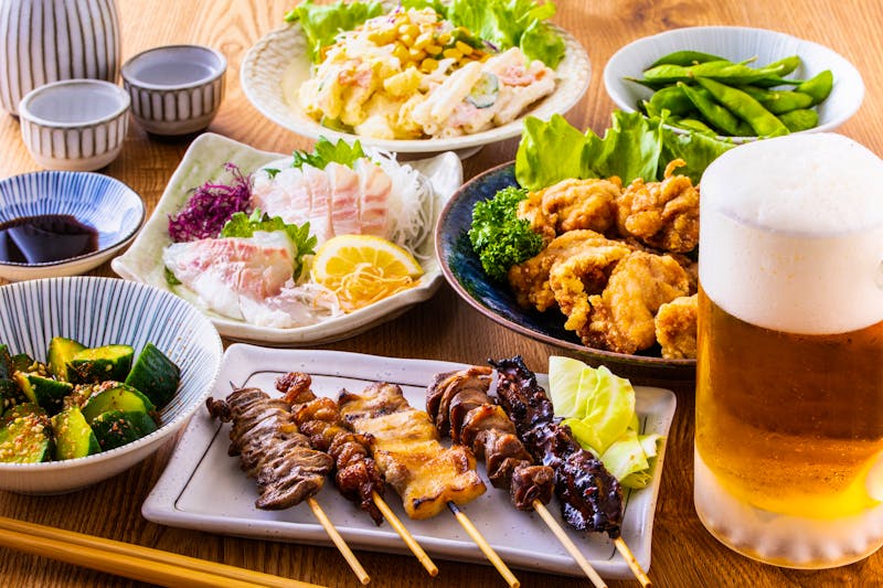 Abendessenbeispiel Izakaya in Osaka, Japan - ©BRAD - stock.adobe.com