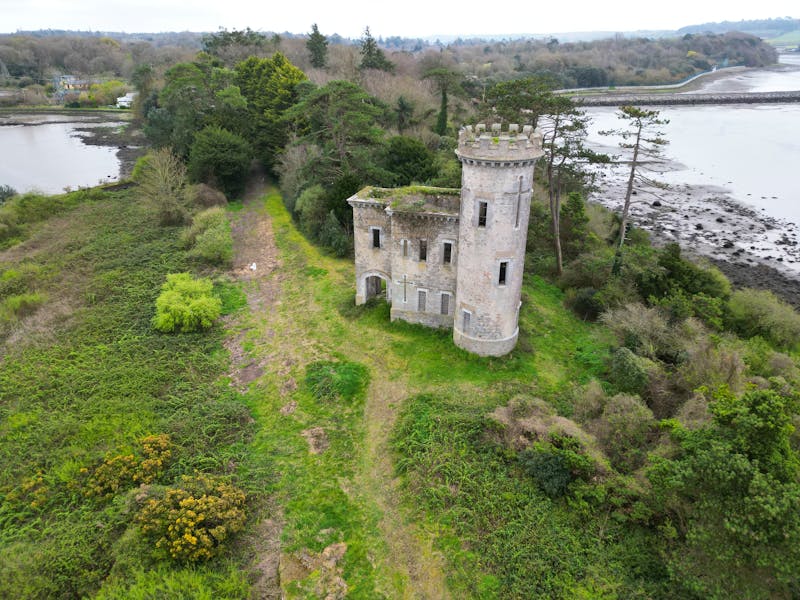 Ruinen Fota Turm in Cork, Irland - ©Darren - stock.adobe.com