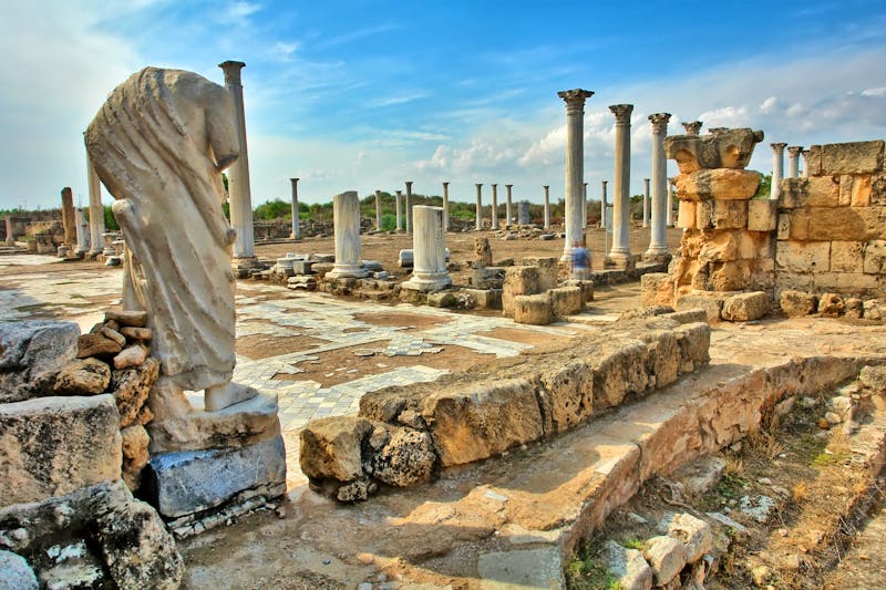 Salamis - antiker Säulengang in Nord-Zypern - ©robnaw - stock.adobe.com