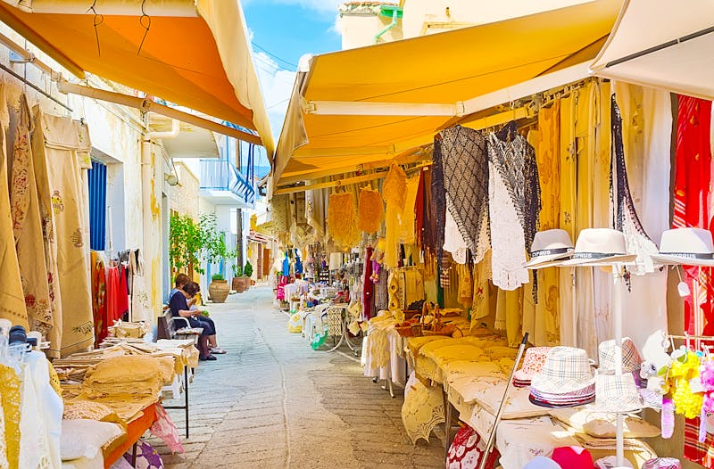 Straßenlädchen in Omodos - ©efesenko - stock.adobe.com