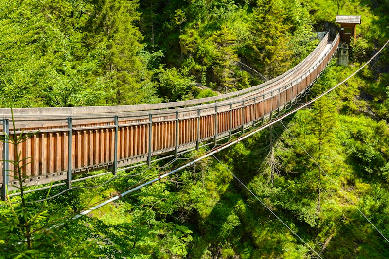 Hängebrücke zur Wasserlochklamm in Palfau - ©alho007 - stock.adobe.com
