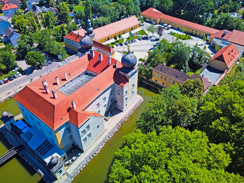 Wasserschloss Kottingbrunn in Niederösterreich - ©Manuel René Zrost/Wirestock - stock.adobe.com
