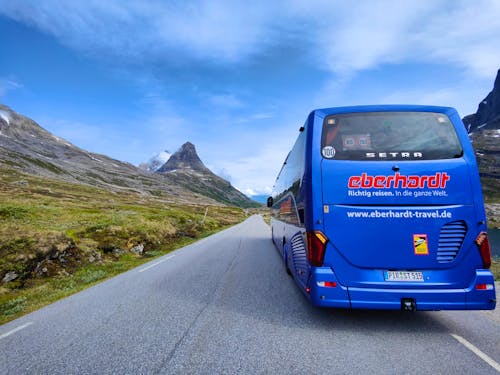 Eberhardt Reisebus unterwegs &ndash; &copy; Eberhardt Travel