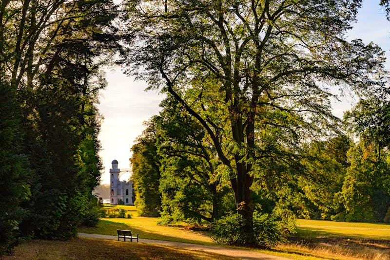 Pfaueninsel in Berlin - Blick auf das Schloss - &copy;Peeradontax - stock.adobe.com