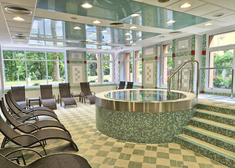 Marienbad - Ensana Health Spa Hotel Butterfly - Whirlpool-Bereich – ©Ensana Health Spa Hotels Marienbad