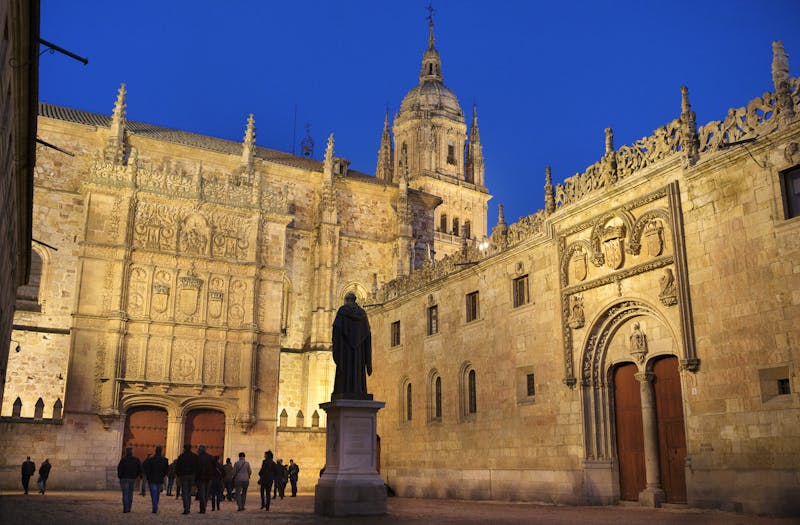 Salamanca - Innenhof der Universität - ©TourSpain