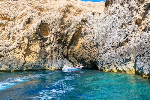 Bisevo Insel - Blaue Grotte, Kroatien &ndash; &copy; mychadre77 - stock.adobe.com