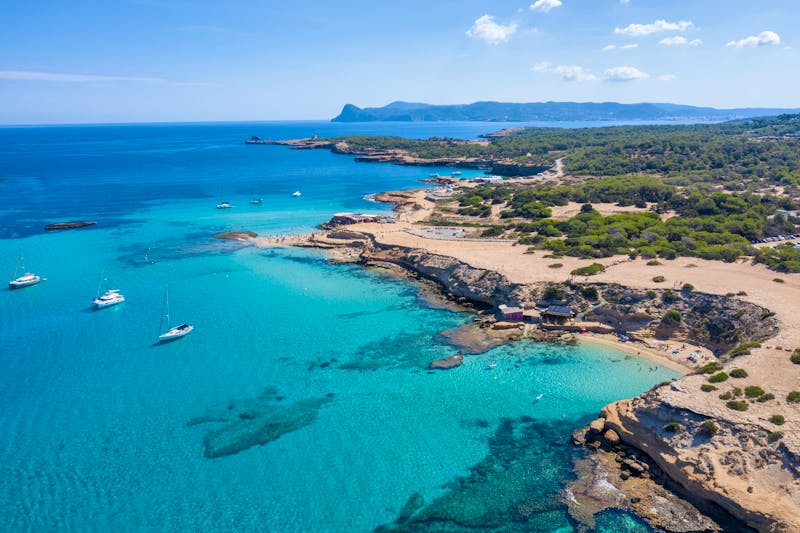 Mittelmeerüste bei Sant Antoni de Portmany - Ibiza - ©fernandobosch - stock.adobe.com