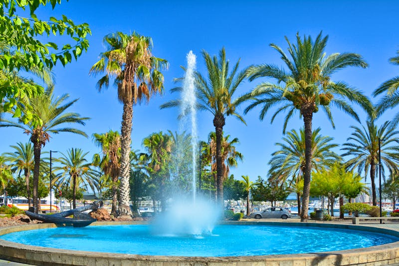 Promenade von San Antonio de Portmany auf Ibiza - ©Studio Barcelona - stock.adobe.com