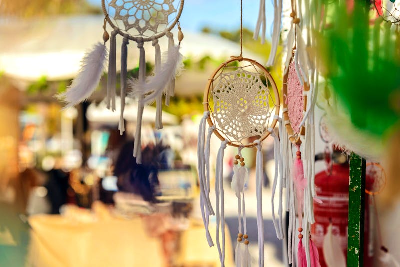 Hippiemarkt auf Ibiza - ©chok1234567 - stock.adobe.com