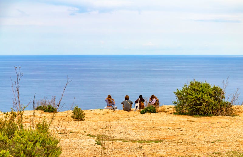 Wanderer auf der Hochebene La Mola auf Formentera - ©Irina - stock.adobe.com