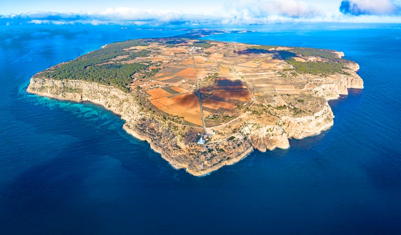 Insel Formentera mit dem La Mola Leuchtturm - ©1 MEDIA - stock.adobe.com