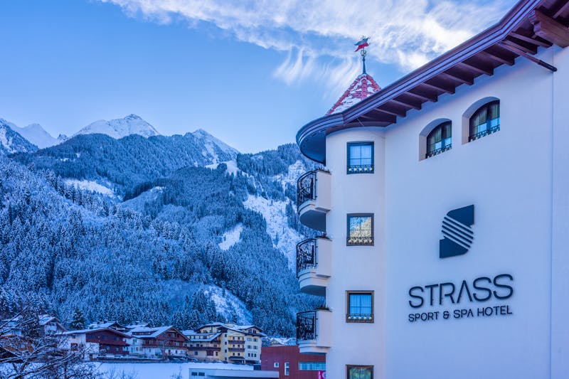 HotelStrass/ Außenansicht – ©Thomas Eberharter Photography