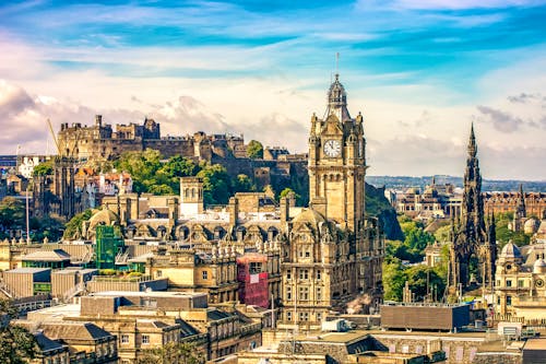Edinburgh &ndash; &copy; Cristi - stock.adobe.com