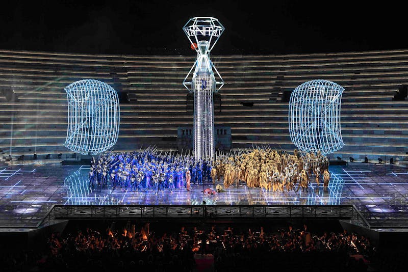 Nabucco in der Oper von Verona - ©Foto ENNEVI – Courtesy of Fondazione Arena di Verona 