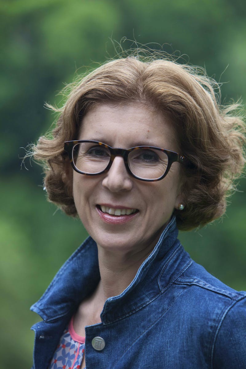 Journalistin und Autorin Beatrix Binder - örtliche Reiseleiterin auf der Gartenreise im Salzkammergut - ©Ute Metzger