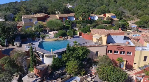 Le Roc e Fiori Hotel – © Le Roc e Fiori Hotel