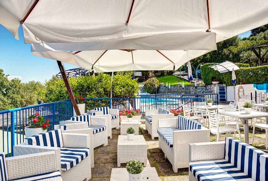 Residence Gocce Di Capri di Marco Cocurullo - Poolbar&nbsp;&ndash;&nbsp;&copy;&nbsp;Residence Gocce Di Capri di Marco Cocurullo