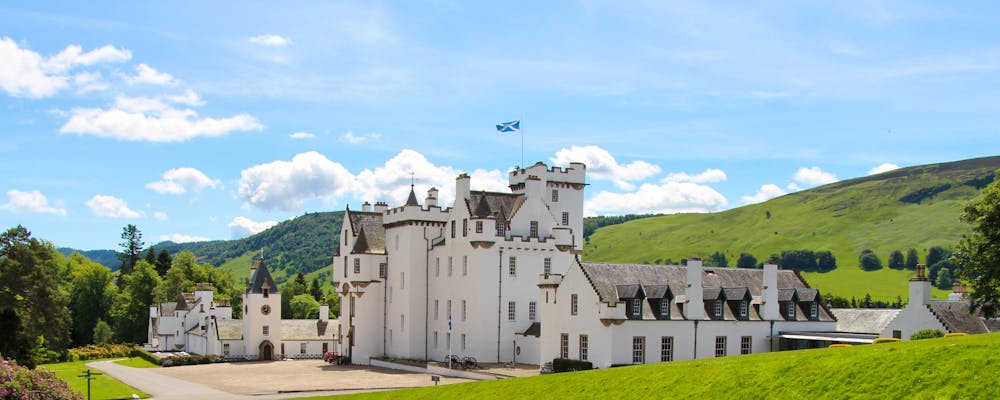 Blair Castle in Schottland in der Nähe von Pitlochry  – © Hans-Martin Goede - stock.adobe.com