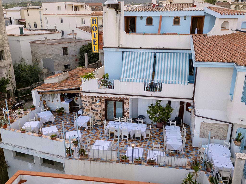 Su Barchile Hotel Ristorante Orosei - Pizzeria Gluten Free &nbsp;&ndash;&nbsp;&copy;&nbsp;© 2024 Bisou Wedding films