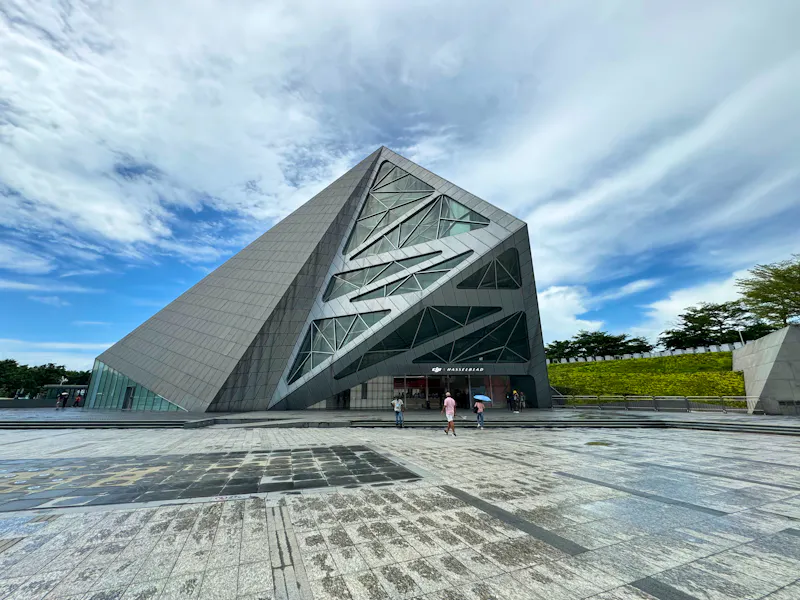 DJI Flagship Store in Shenzhen - China - &copy;Xiuying Zou