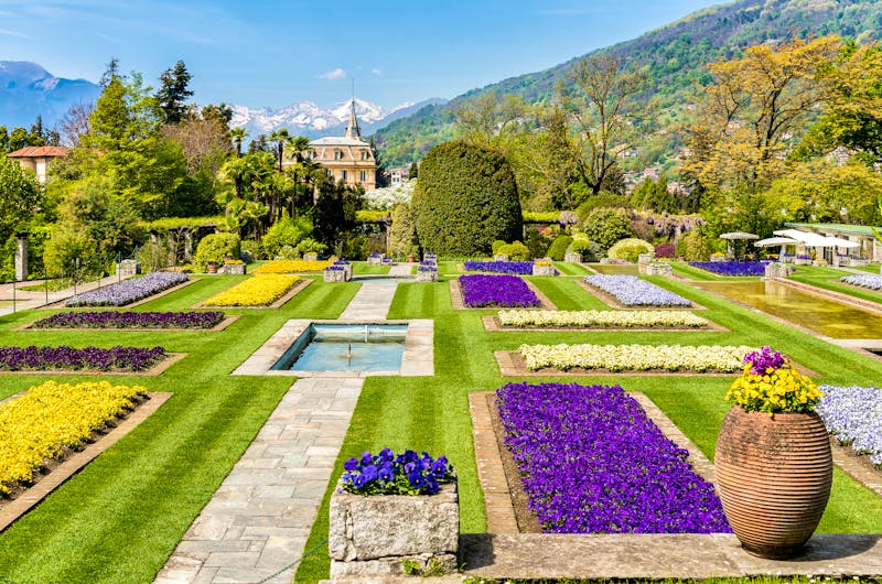 Parkanlage der Villa Taranto an der Westküste des Lago Maggiore  - ©EleSi  - Adobe Stock