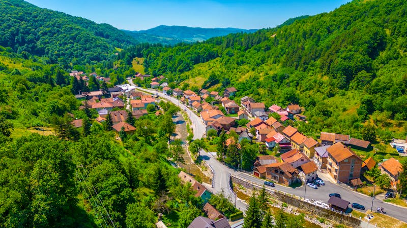 Bick auf  Kraljeva Sutjeska in Bosnien-Herzegowina - ©dudlajzov - stock.adobe.com