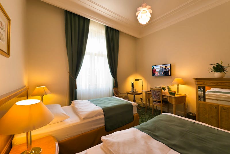 Grandhotel AMBASSADOR in Karlsbad - Zweibettzimmer – ©Grandhotel AMBASSADOR