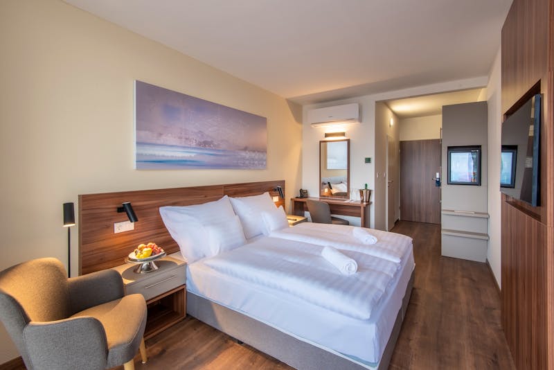 Zimmerbeispiel im Hunguest Hotel Panorama in Heviz – ©Hunguest Hotel Panorama