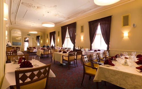 Grandhotel AMBASSADOR Karlsbad Restaurant Julius Zeyer &ndash; &copy; Grandhotel AMBASSADOR Karlsbad