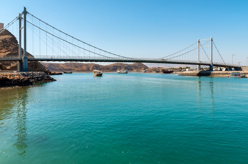 Khor al Batah-Hängebrücke in Sur, Oman - ©EleSi - stock.adobe.com