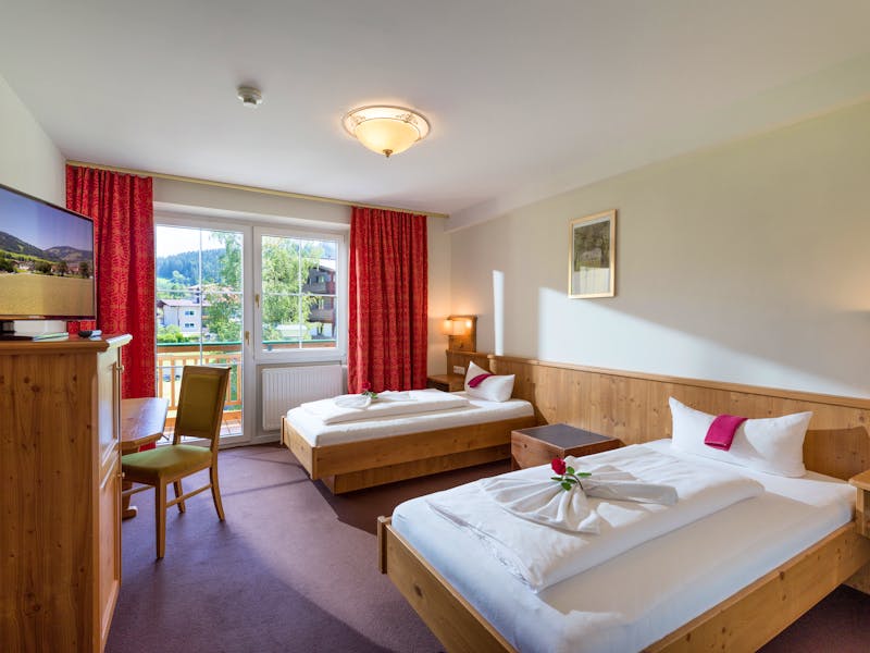 Zimmerbeispiel Standard im Hotel Harfenwirt – ©Christophorus Reisen