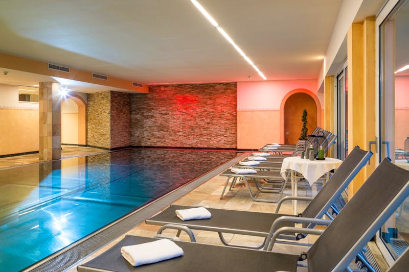 Schwimmbad im Hotel Harfenwirt – ©Christophorus Reisen