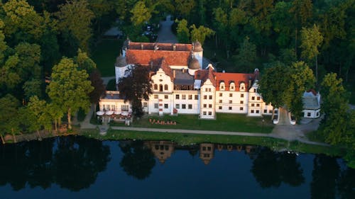 Schloss Podewils (Krangen) - Vogelperspektive &ndash; &copy; Schloss Podewils (Krangen)