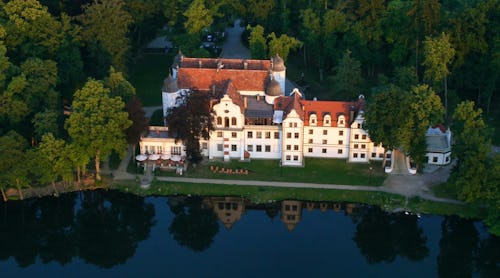 Schloss Podewils (Krangen) - Vogelperspektive – © Schloss Podewils (Krangen)