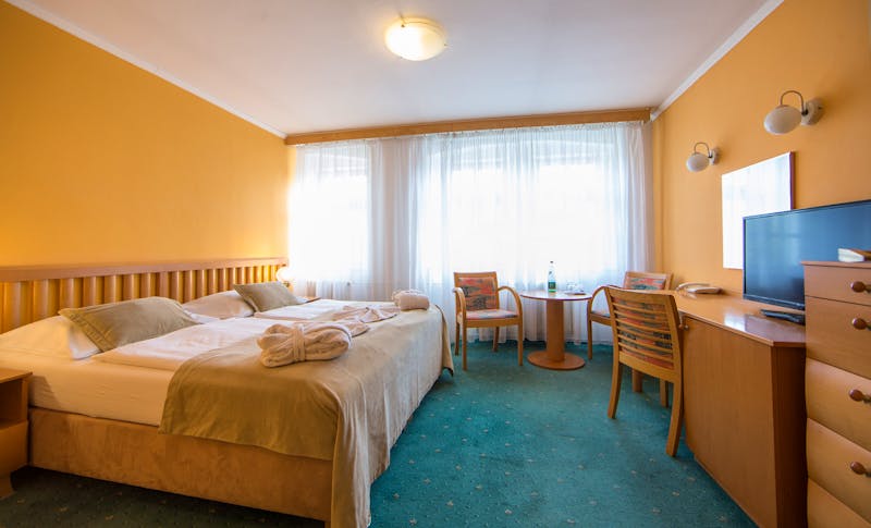 Franzensbad - Monti Spa Hotel - Zimmerbeispiel Doppelzimmer Standard – ©romanknedlik.com