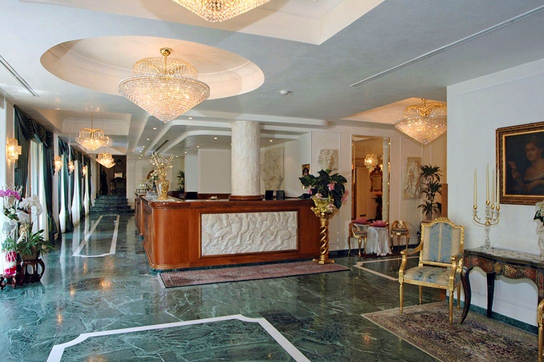 Hotel Globus in Milano Marittima, Italien - Lobby &nbsp;&ndash;&nbsp;&copy;&nbsp;Hotel Globus 
